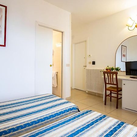 Hotel Le Fonti 蒙特卡蒂尼泰尔梅 外观 照片