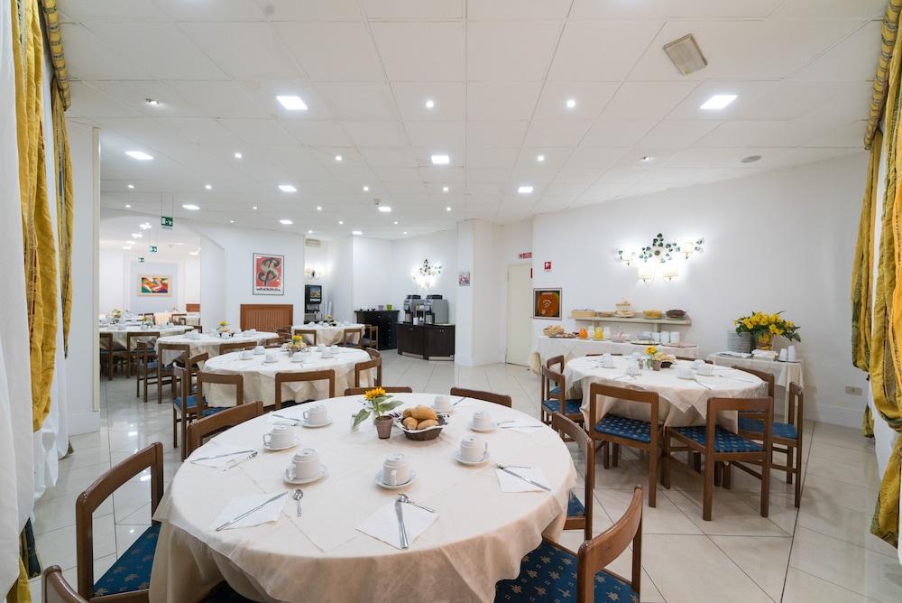 Hotel Le Fonti 蒙特卡蒂尼泰尔梅 外观 照片